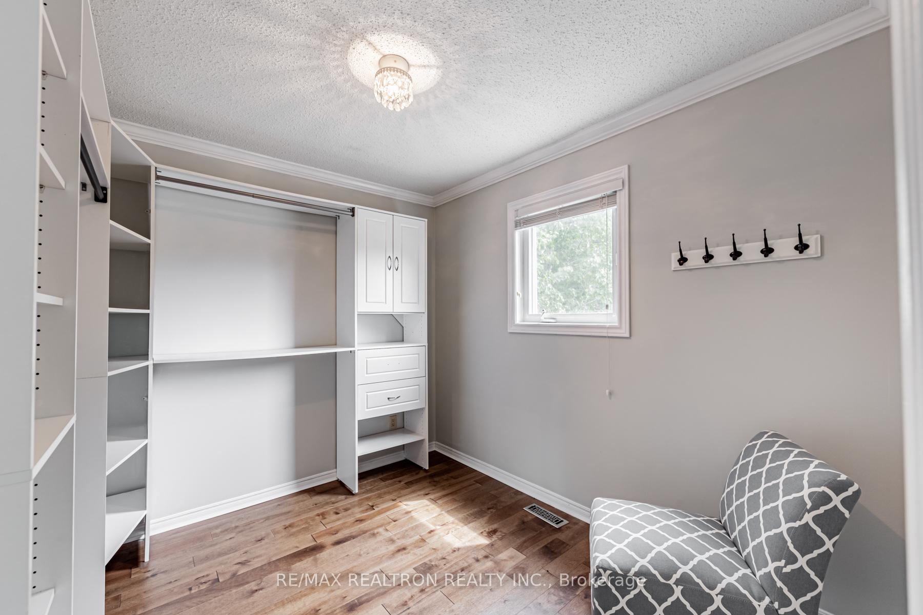 Photo 24 of 58 Glen Hill Drive, Whitby, Blue Grass Meadows — HOMEH