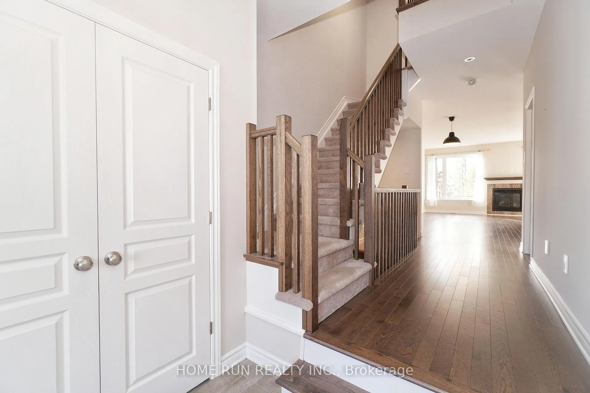 Photo 2 of 172 Larimar Circle, Ottawa, Riverside South/Gloucester Glen — HOMEH