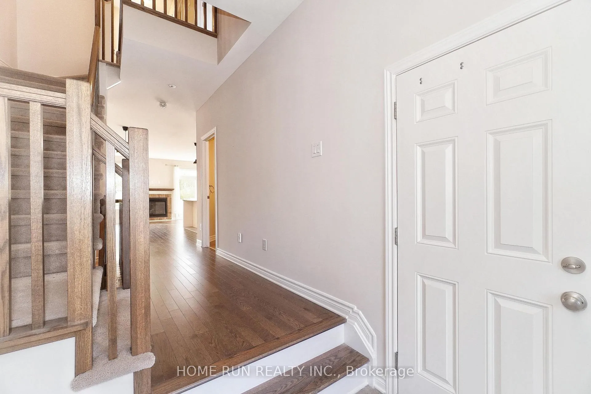 Photo 3 of 172 Larimar Circle, Ottawa, Riverside South/Gloucester Glen — HOMEH