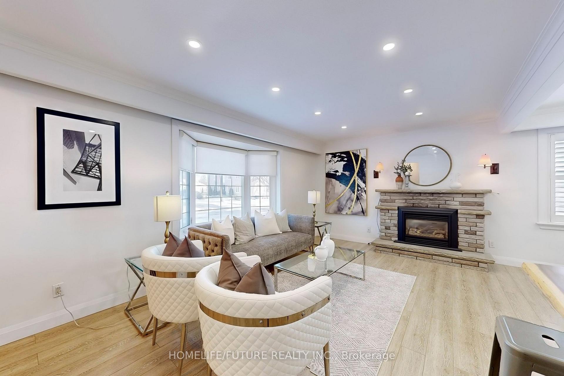 Photo 4 of Unit Main, 301 Mary Street W, Whitby, Downtown Whitby — HOMEH