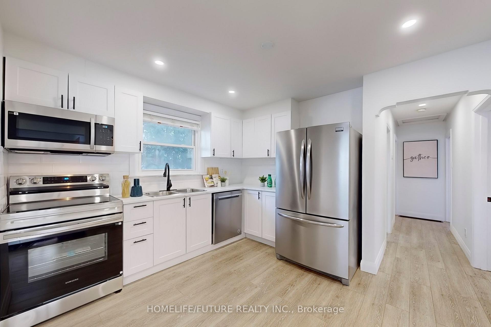 Photo 10 of Unit Main, 301 Mary Street W, Whitby, Downtown Whitby — HOMEH