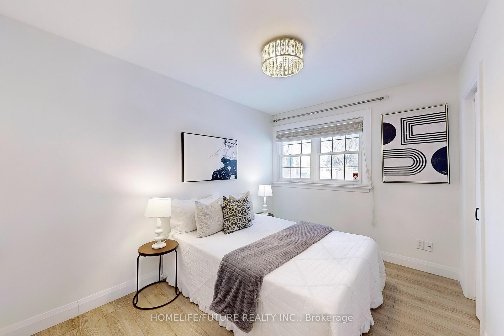 Photo 17 of Unit Main, 301 Mary Street W, Whitby, Downtown Whitby — HOMEH