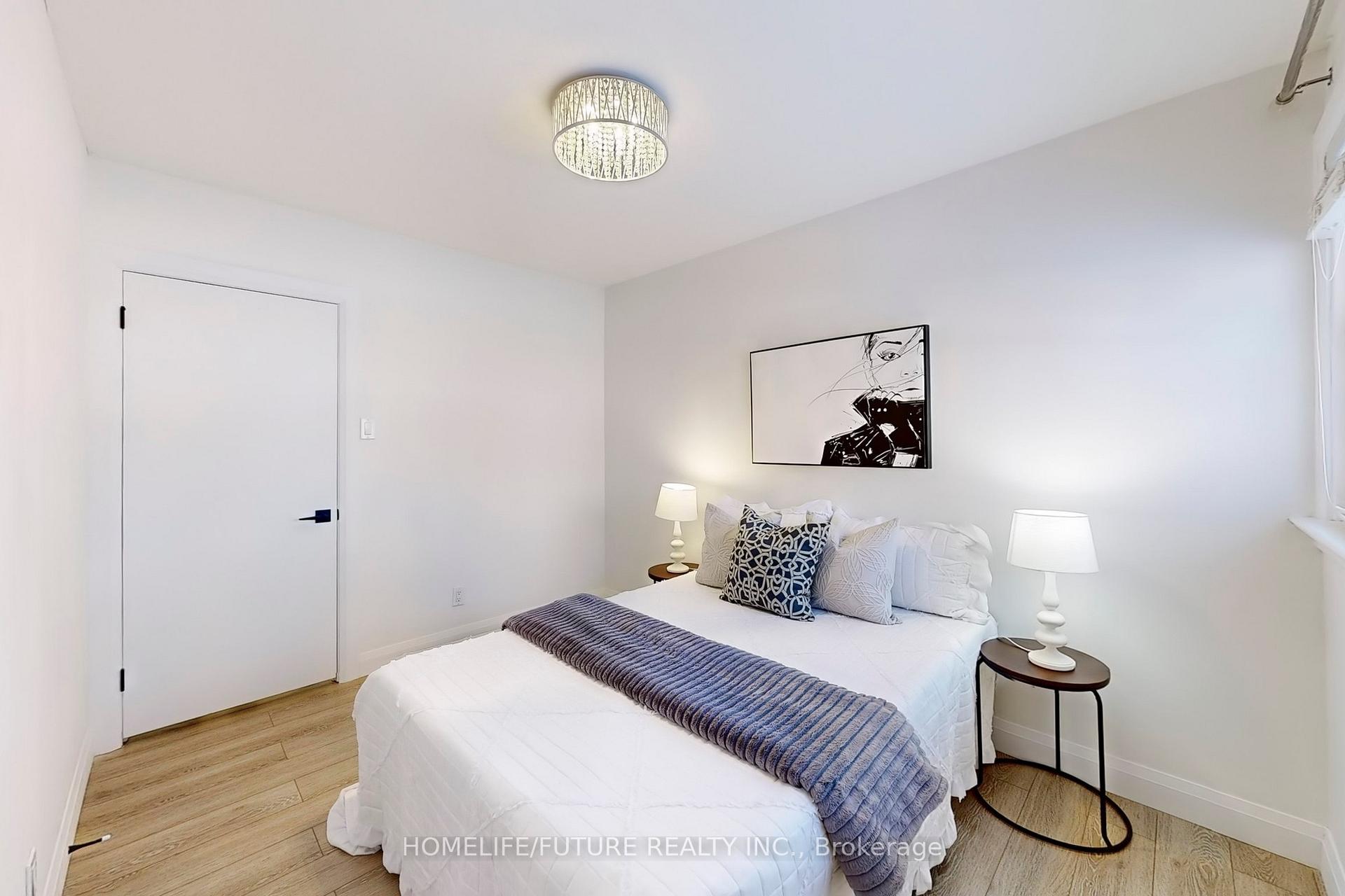 Photo 18 of Unit Main, 301 Mary Street W, Whitby, Downtown Whitby — HOMEH