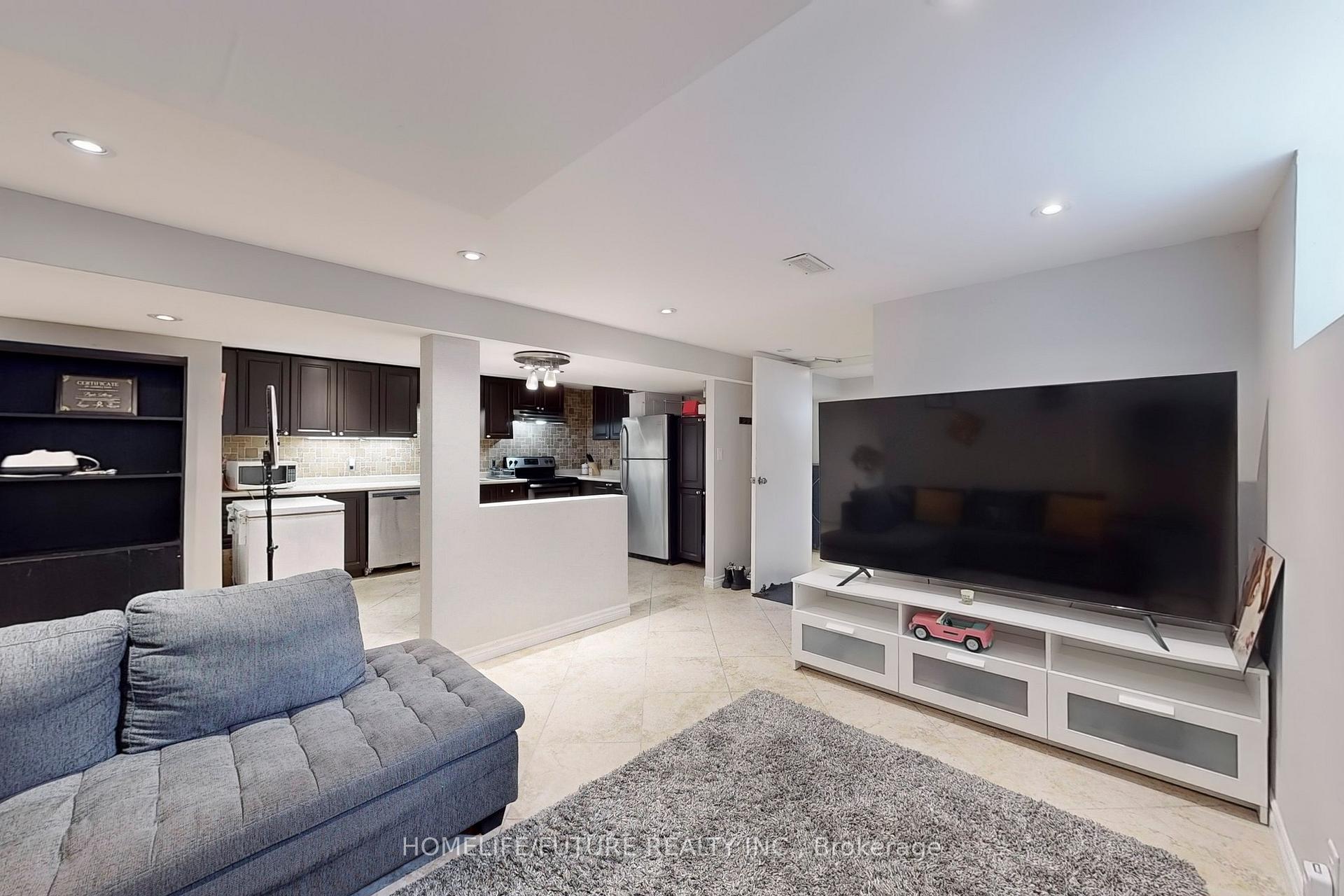 Photo 27 of Unit Main, 301 Mary Street W, Whitby, Downtown Whitby — HOMEH