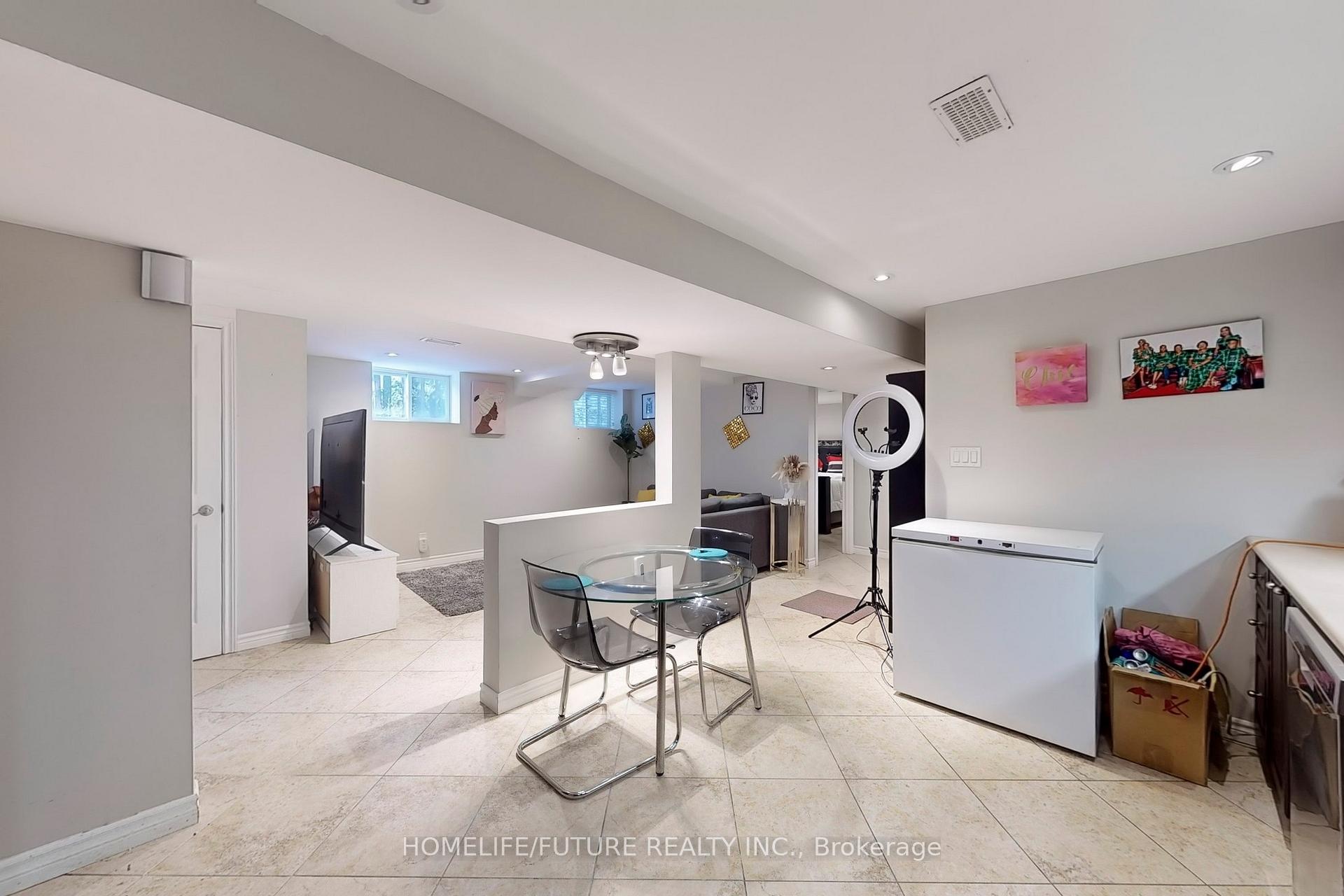 Photo 30 of Unit Main, 301 Mary Street W, Whitby, Downtown Whitby — HOMEH
