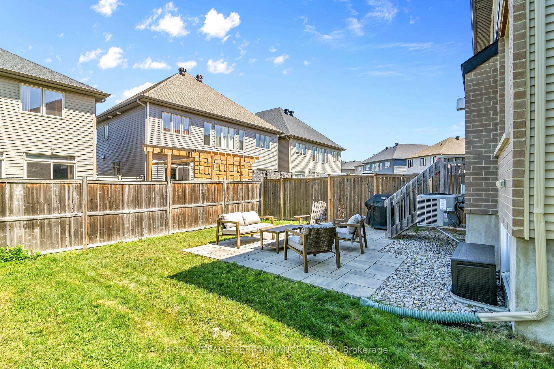 Photo 37 of 325 Ardmore Street, Ottawa, Riverside South/Gloucester Glen — HOMEH