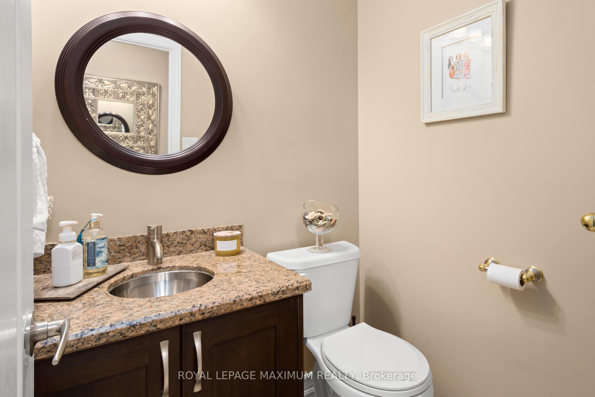 Photo 18 of 12 Checker Court, Vaughan, Brownridge — HOMEH