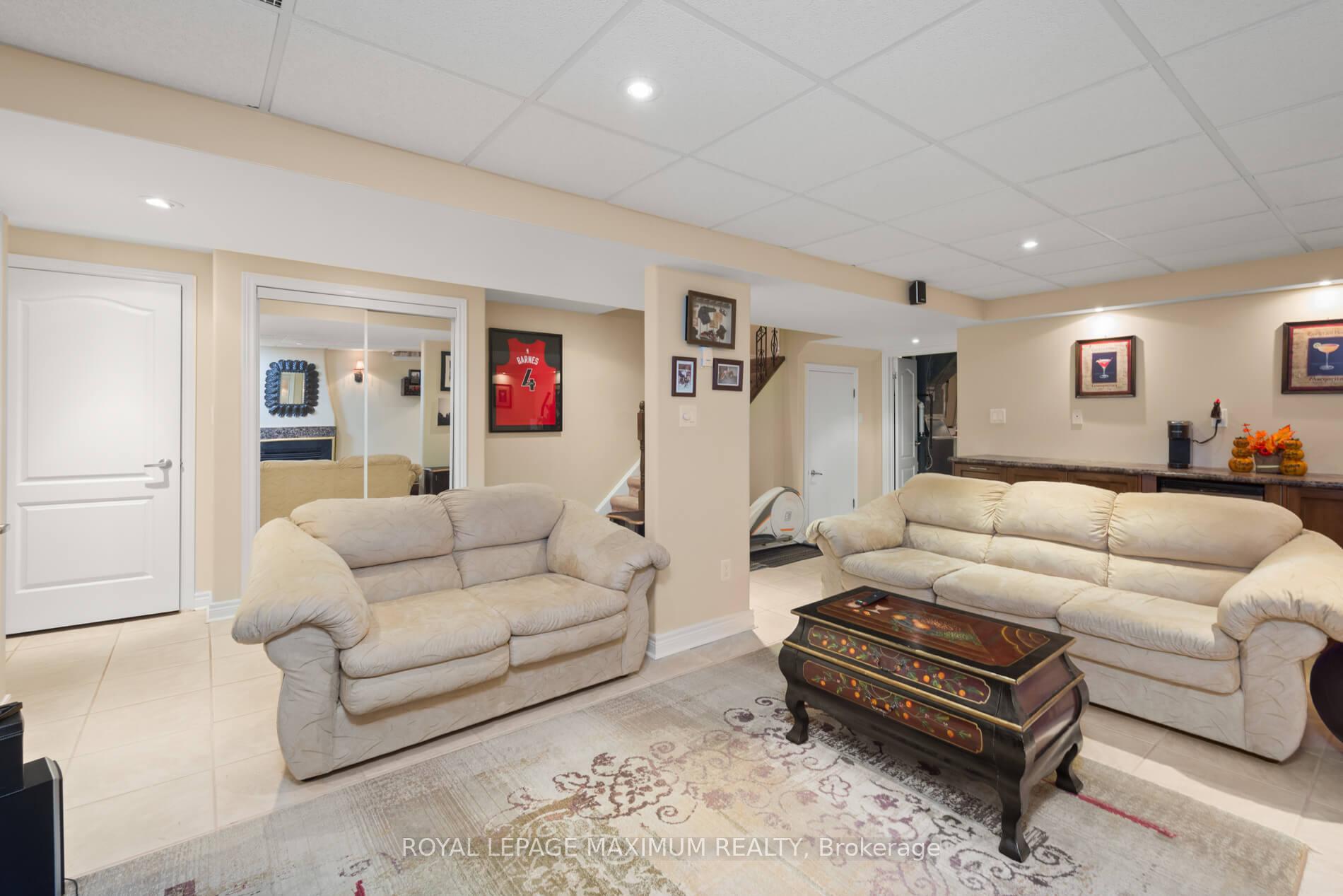 Photo 26 of 12 Checker Court, Vaughan, Brownridge — HOMEH