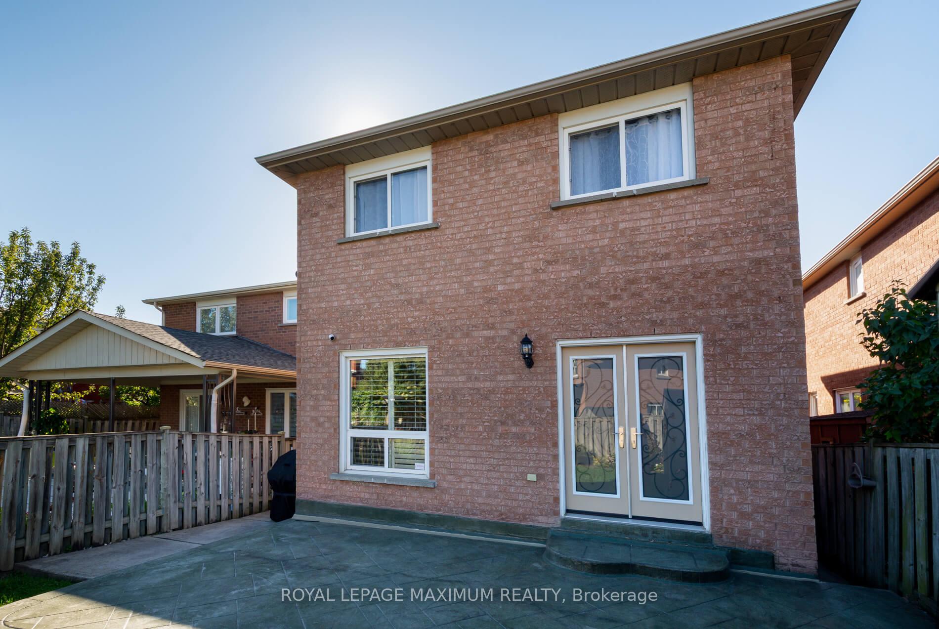 Photo 34 of 12 Checker Court, Vaughan, Brownridge — HOMEH