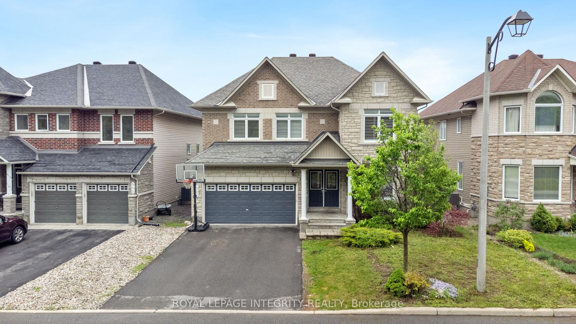 Photo 2 of 357 Langrell Crescent, Ottawa, Barrhaven - Strandherd — HOMEH