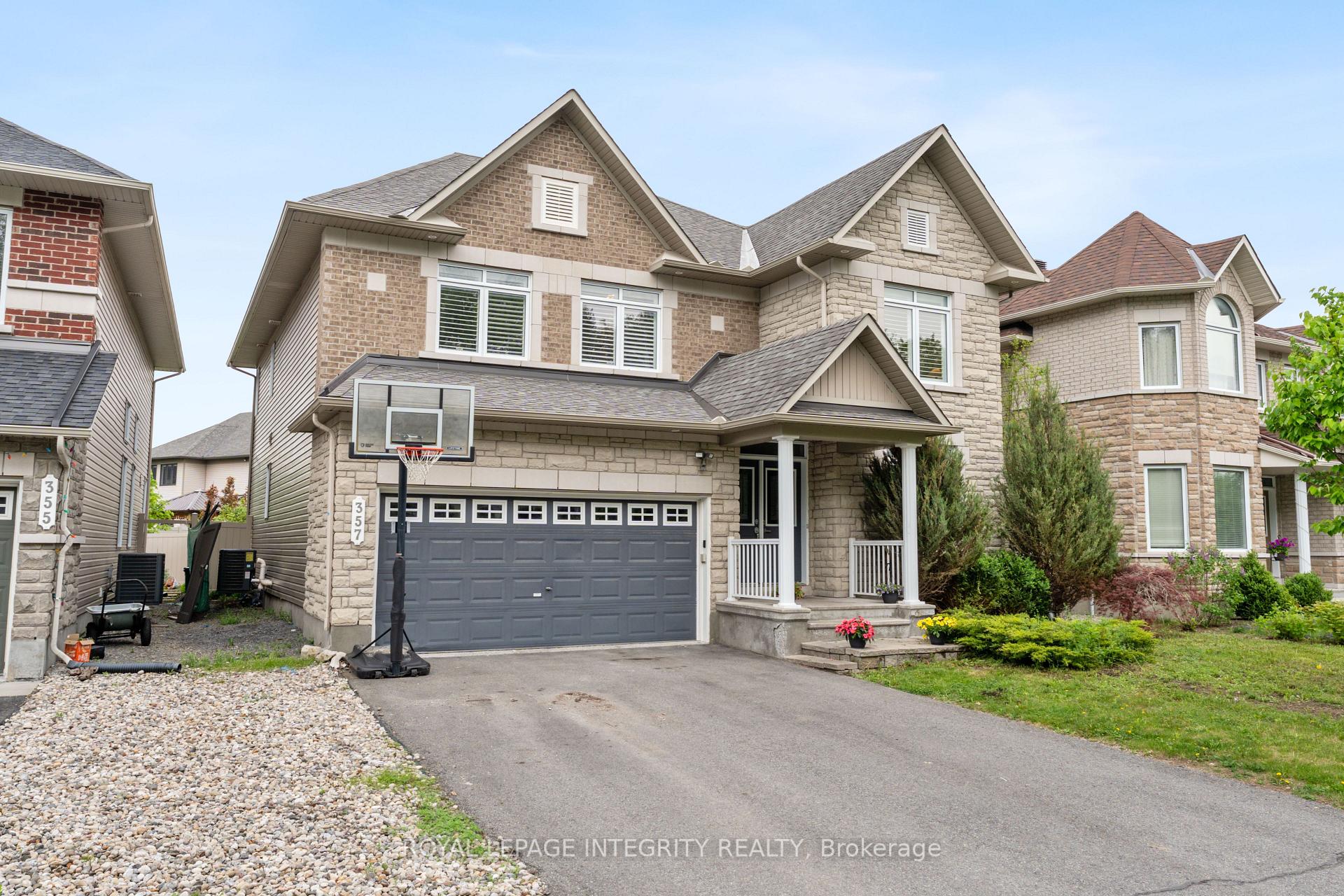 Photo 5 of 357 Langrell Crescent, Ottawa, Barrhaven - Strandherd — HOMEH