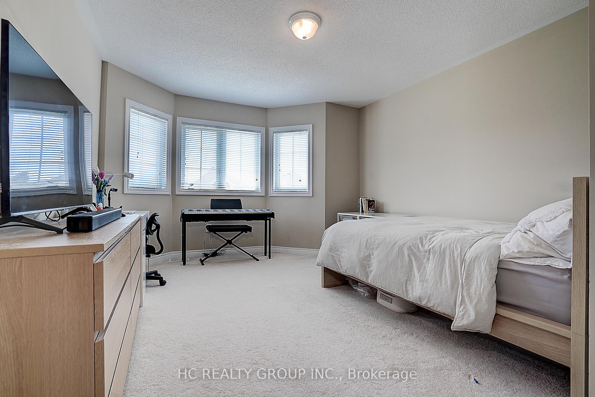 Photo 14 of 62 Promenade Drive, Whitby, Taunton North — HOMEH