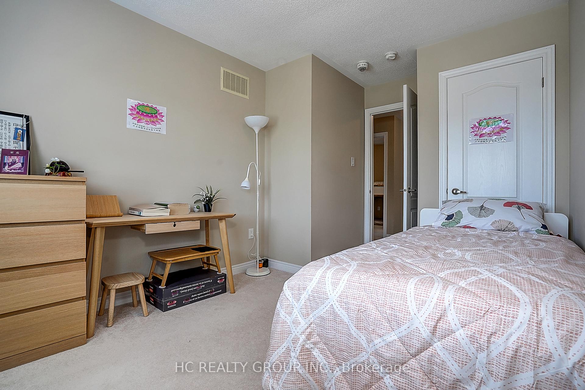 Photo 16 of 62 Promenade Drive, Whitby, Taunton North — HOMEH