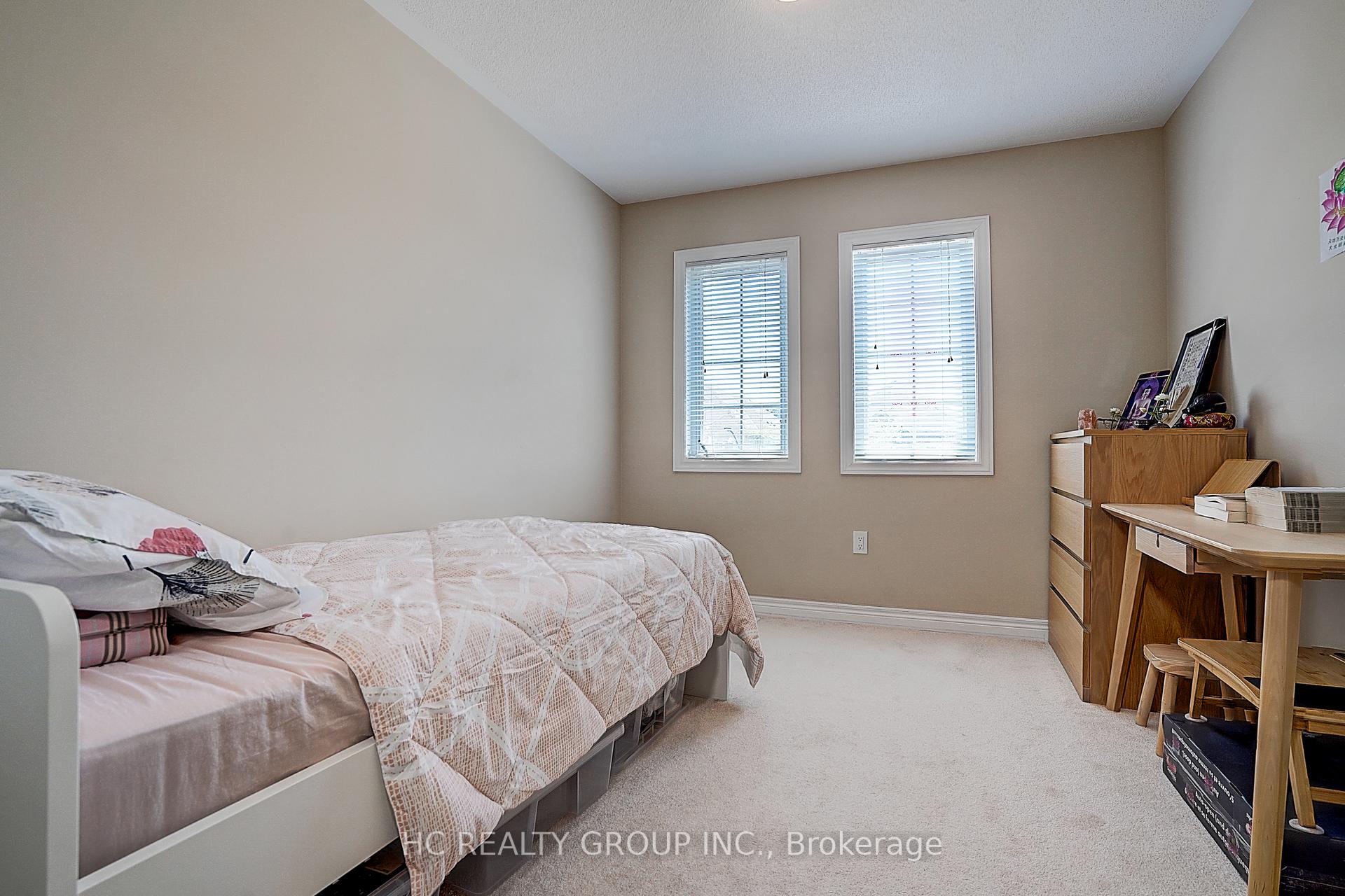 Photo 17 of 62 Promenade Drive, Whitby, Taunton North — HOMEH
