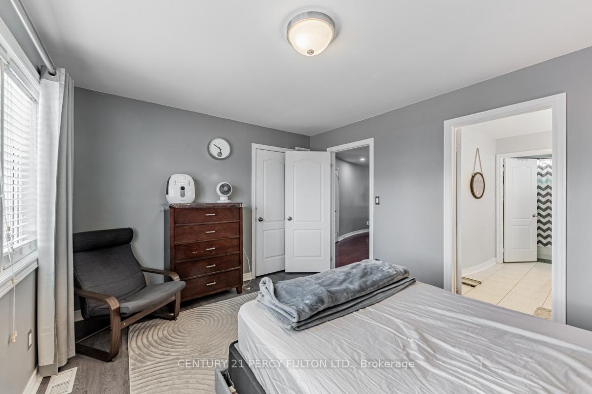 Photo 32 of 32 Amanda Avenue, Whitby, Brooklin — HOMEH