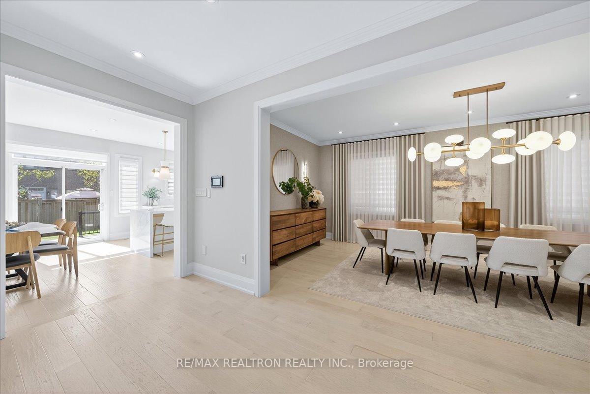 Photo 12 of 25 Riverhill Drive, Vaughan, Patterson — HOMEH