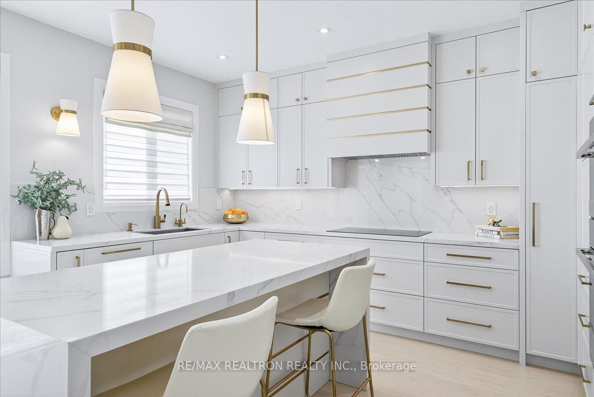 Photo 25 of 25 Riverhill Drive, Vaughan, Patterson — HOMEH