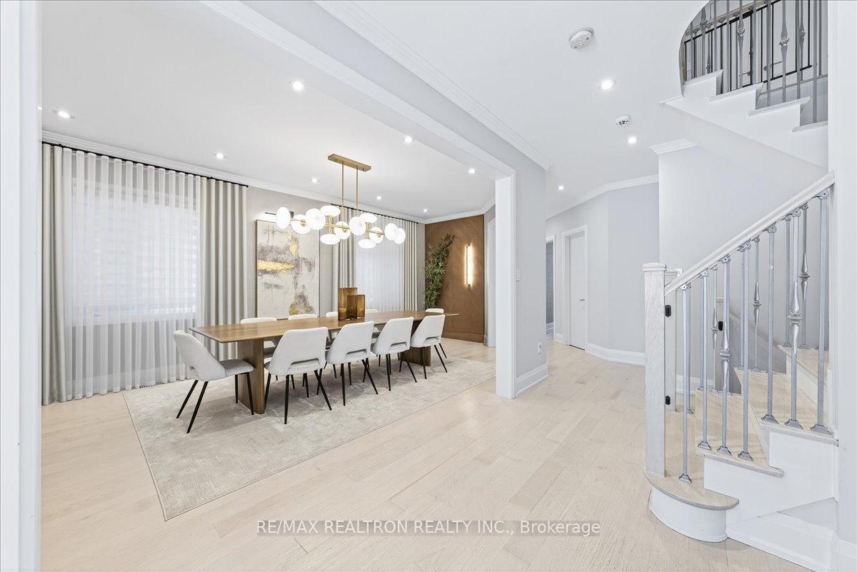 Photo 26 of 25 Riverhill Drive, Vaughan, Patterson — HOMEH