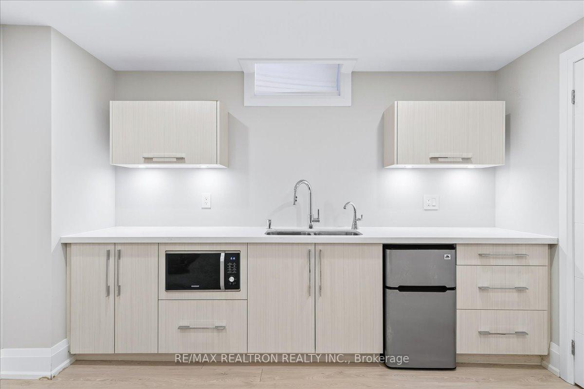 Photo 45 of 25 Riverhill Drive, Vaughan, Patterson — HOMEH