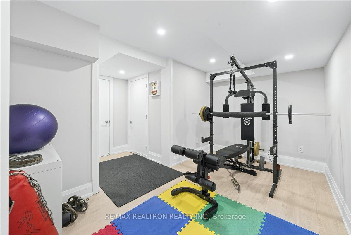 Photo 48 of 25 Riverhill Drive, Vaughan, Patterson — HOMEH
