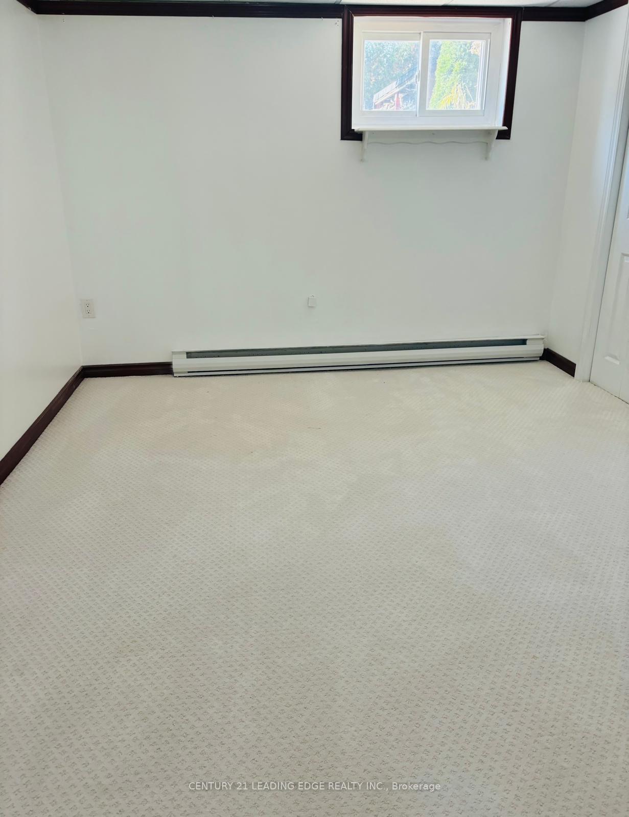Photo 11 of Unit Bsmt, 44 Elizabeth Crescent S, Whitby, Blue Grass Meadows — HOMEH