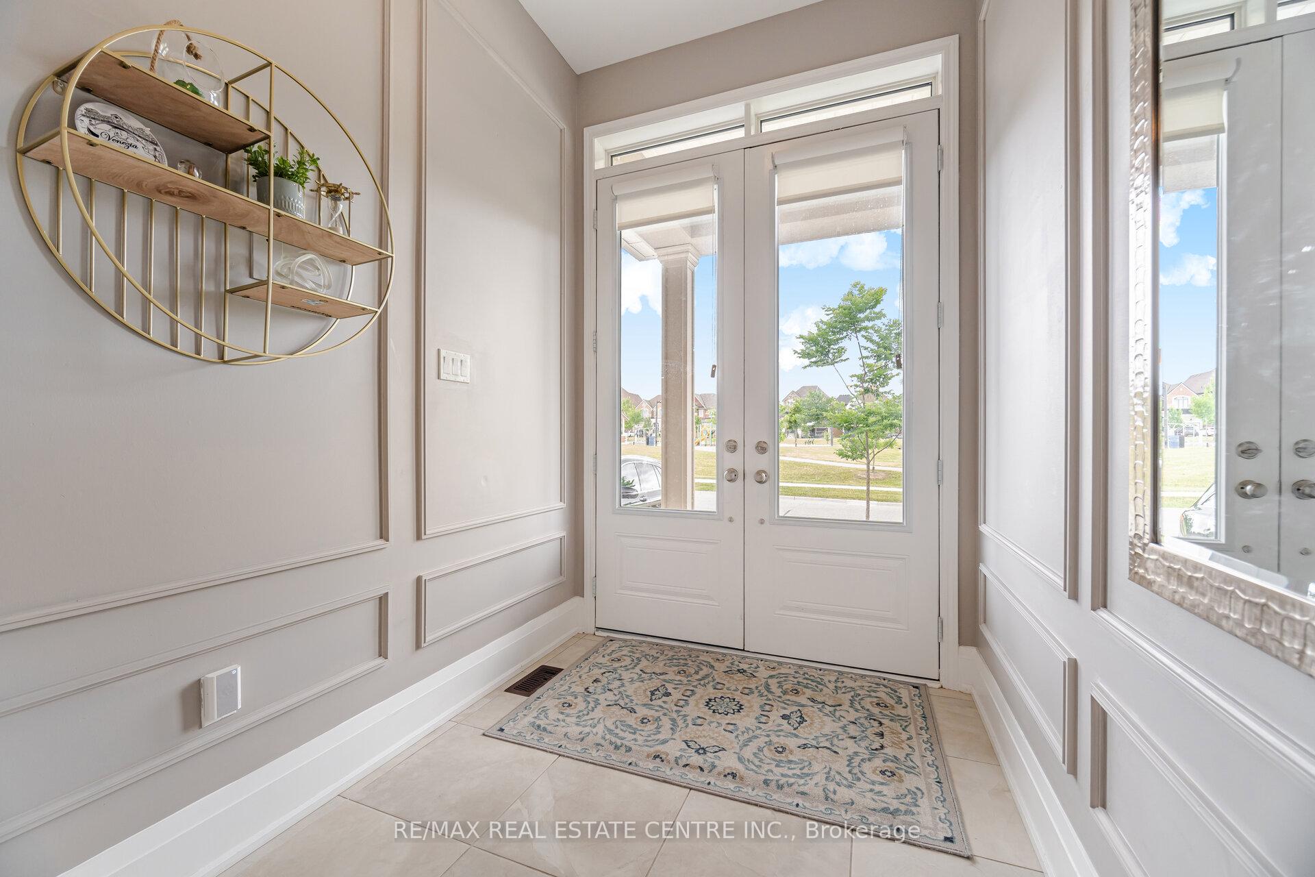 Photo 6 of 21 Arctic Grail Road, Vaughan, Kleinburg — HOMEH