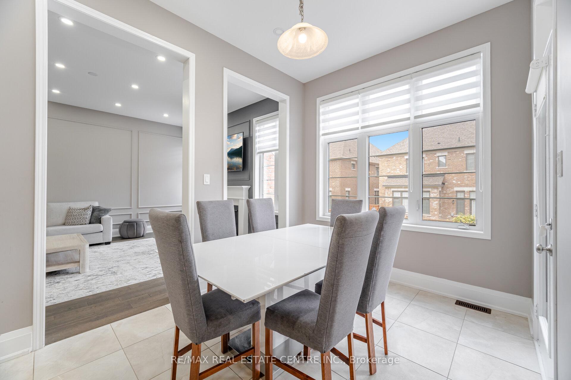 Photo 17 of 21 Arctic Grail Road, Vaughan, Kleinburg — HOMEH
