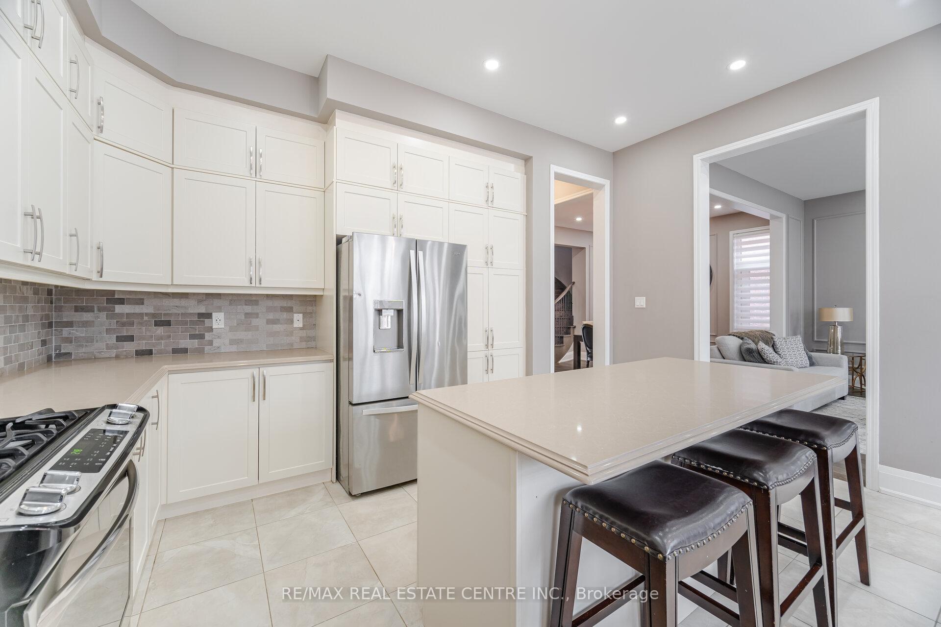 Photo 21 of 21 Arctic Grail Road, Vaughan, Kleinburg — HOMEH