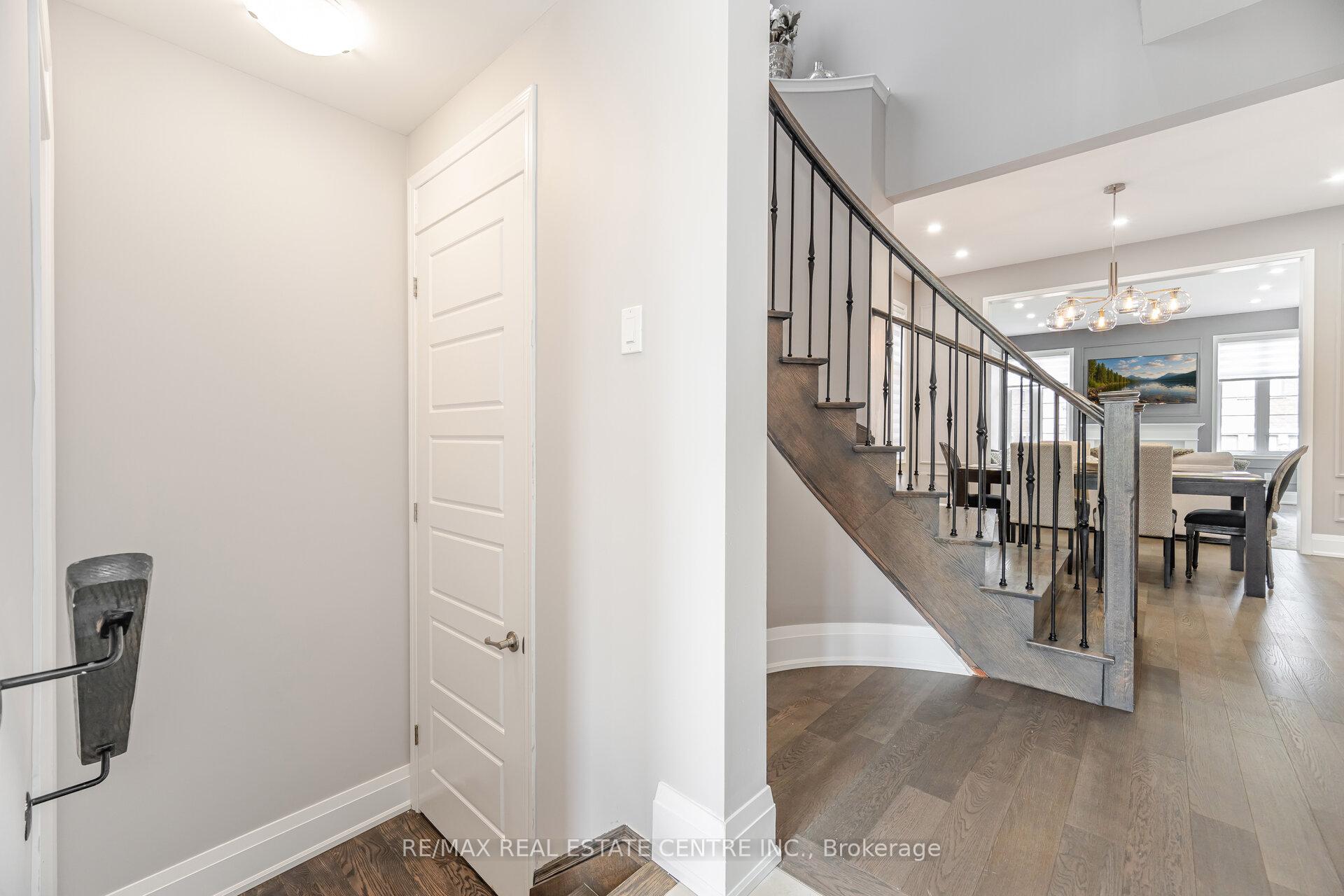 Photo 26 of 21 Arctic Grail Road, Vaughan, Kleinburg — HOMEH