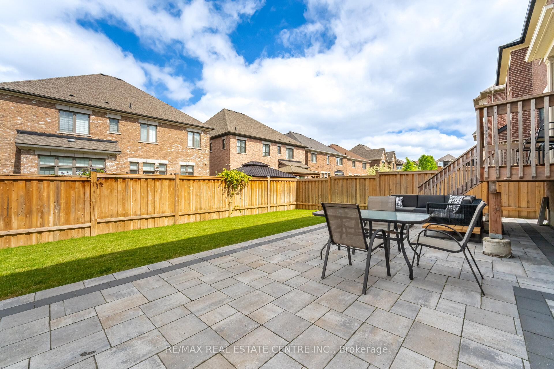 Photo 29 of 21 Arctic Grail Road, Vaughan, Kleinburg — HOMEH