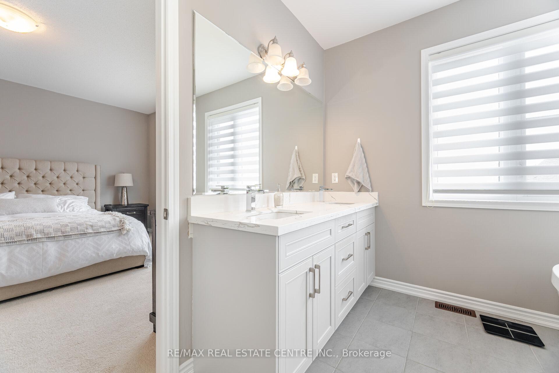 Photo 36 of 21 Arctic Grail Road, Vaughan, Kleinburg — HOMEH
