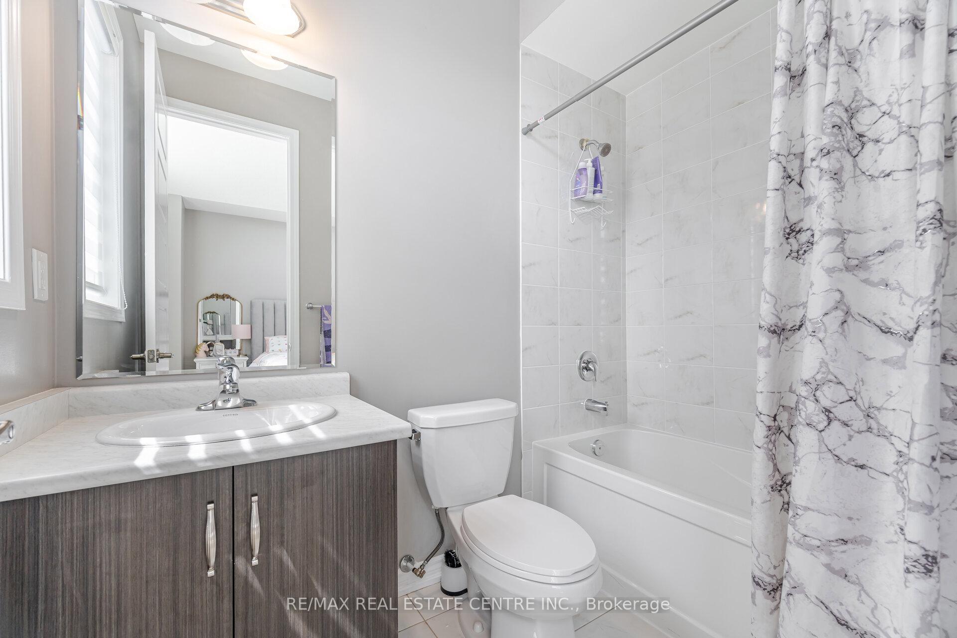 Photo 43 of 21 Arctic Grail Road, Vaughan, Kleinburg — HOMEH