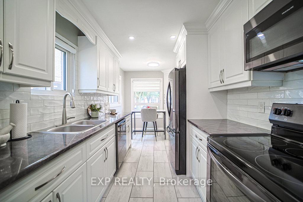 Photo 12 of 130 Chatfield Drive, Ajax, Central West — HOMEH