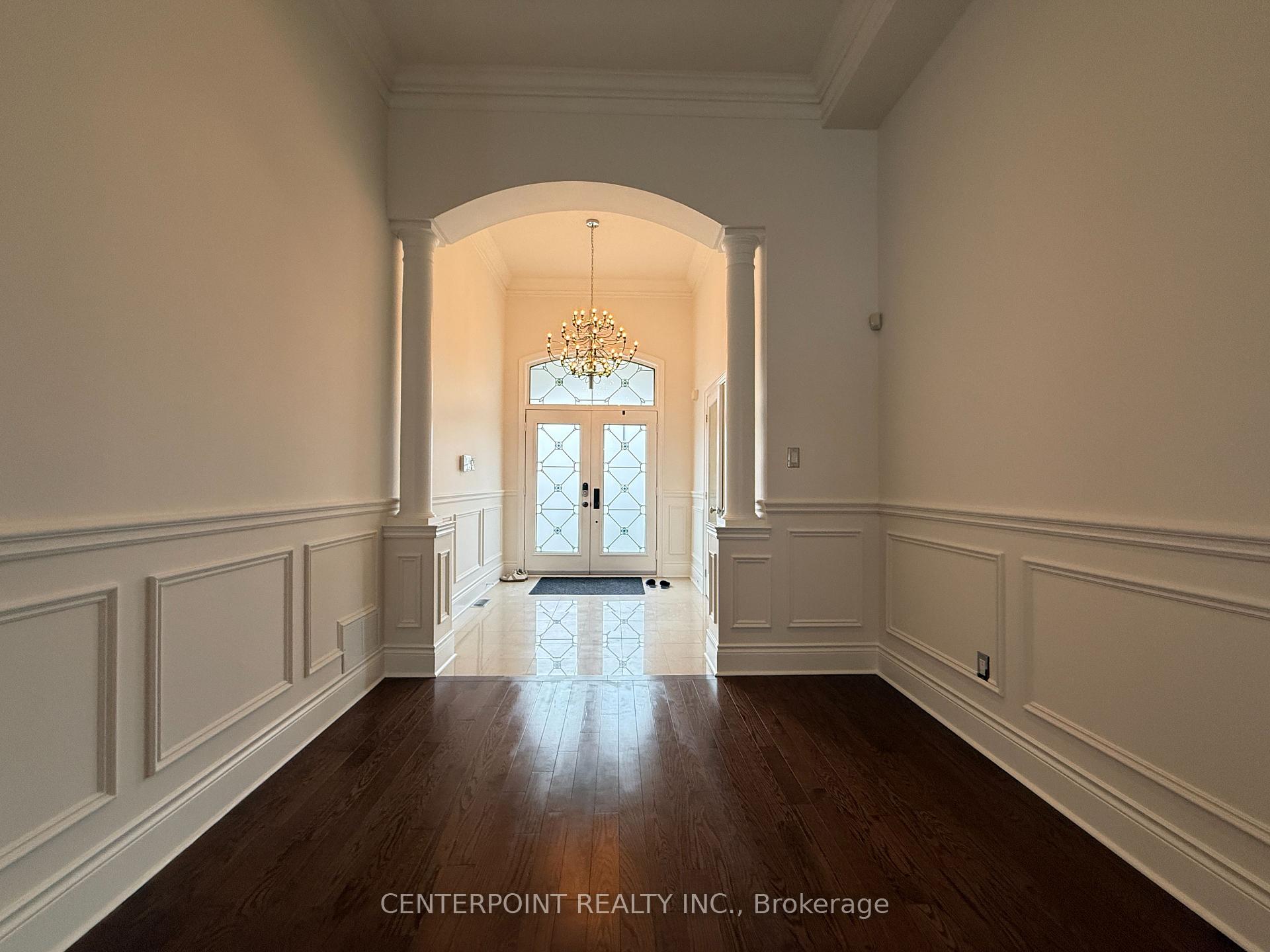 Photo 2 of 15 Chayna Crescent, Vaughan, Patterson — HOMEH