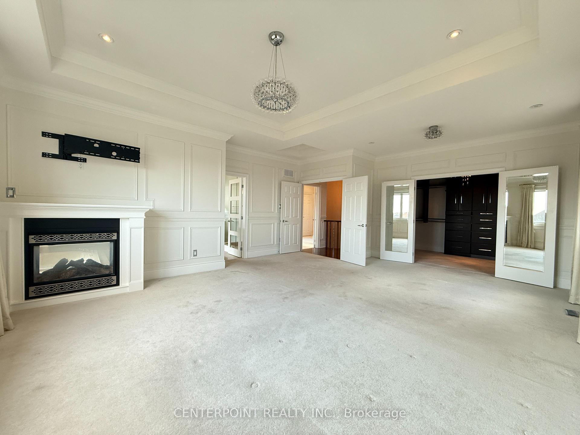 Photo 12 of 15 Chayna Crescent, Vaughan, Patterson — HOMEH
