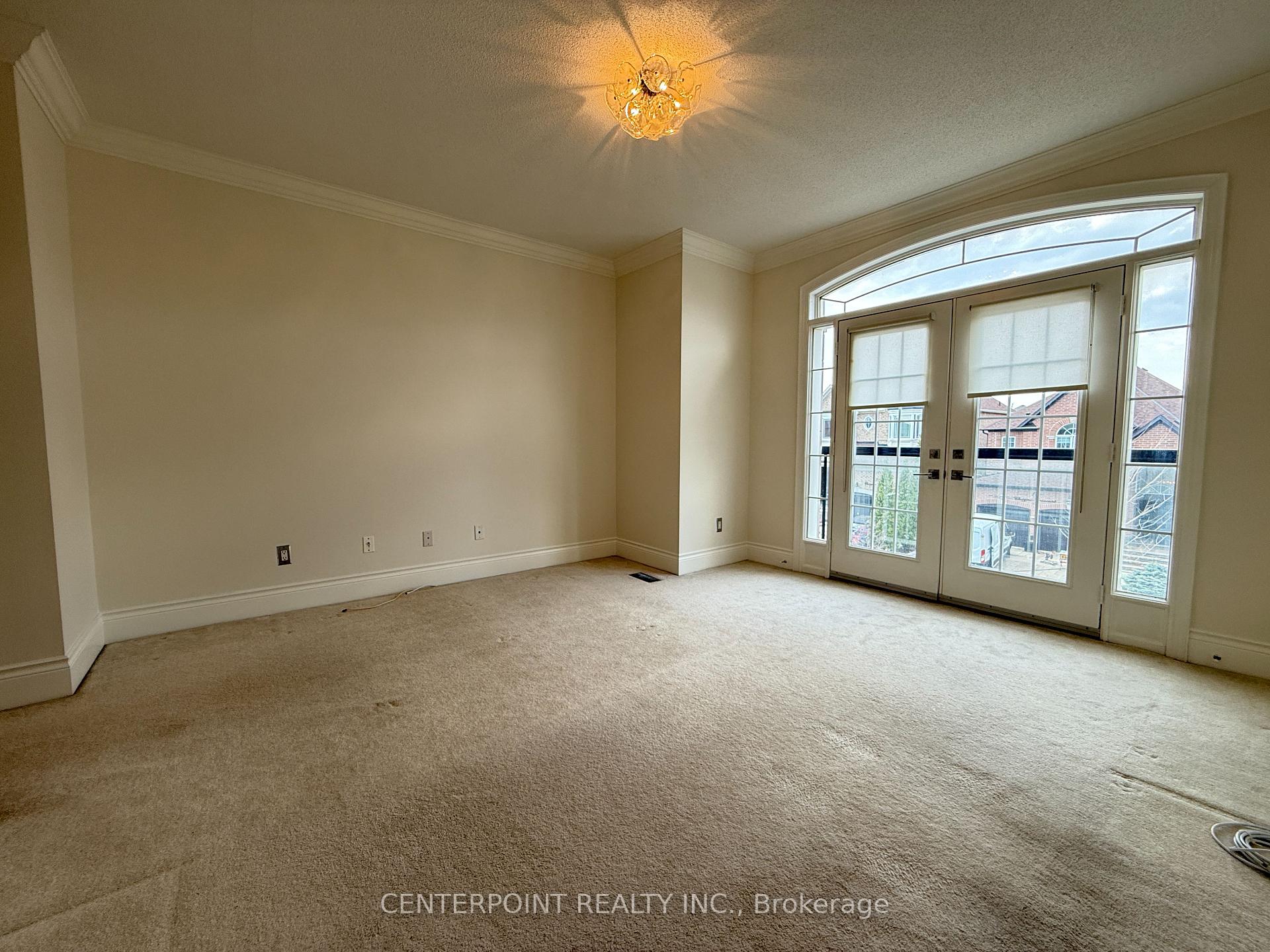 Photo 19 of 15 Chayna Crescent, Vaughan, Patterson — HOMEH