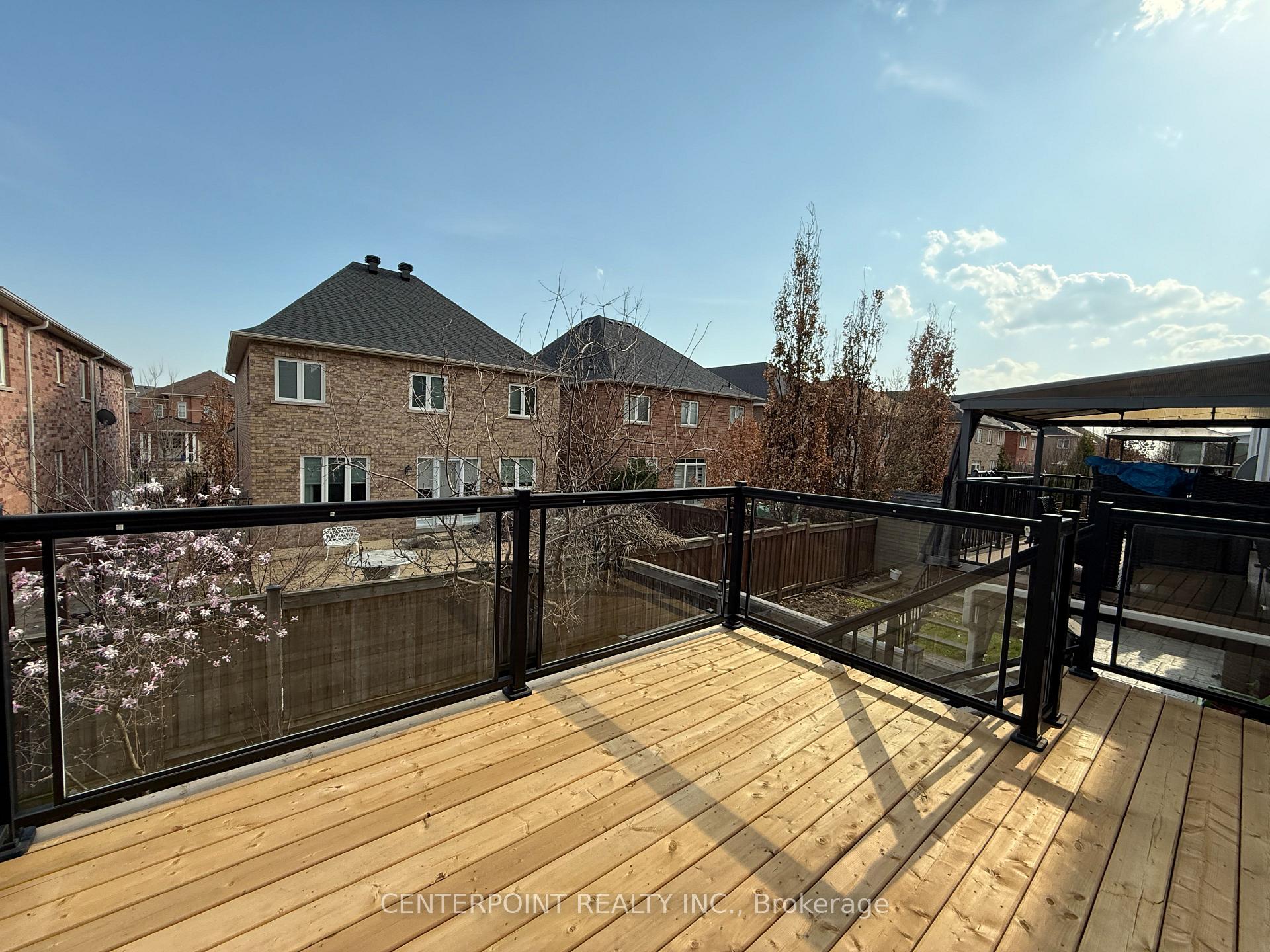 Photo 24 of 15 Chayna Crescent, Vaughan, Patterson — HOMEH