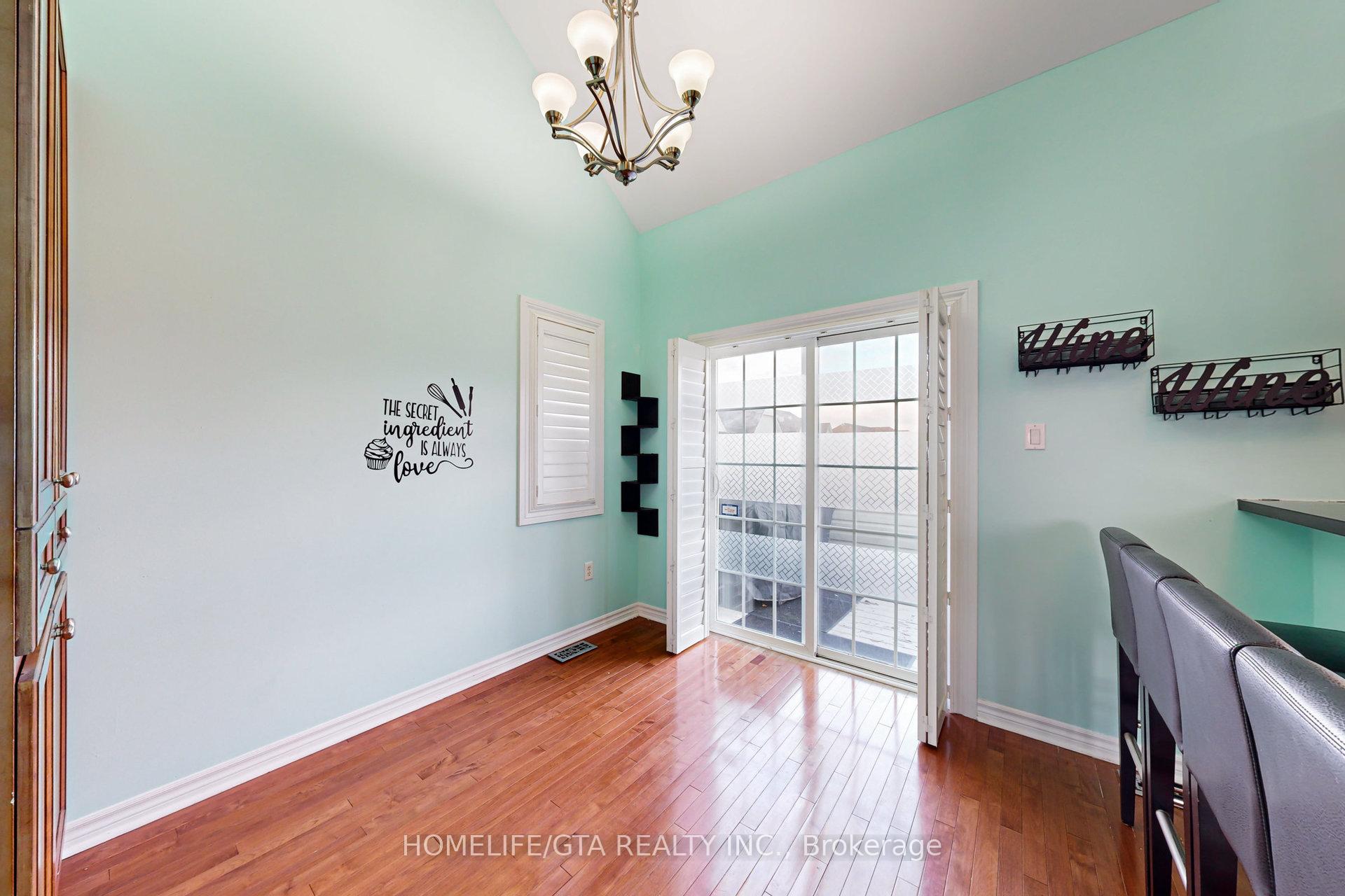 Photo 13 of 10 Wicker Park Way, Whitby, Pringle Creek — HOMEH