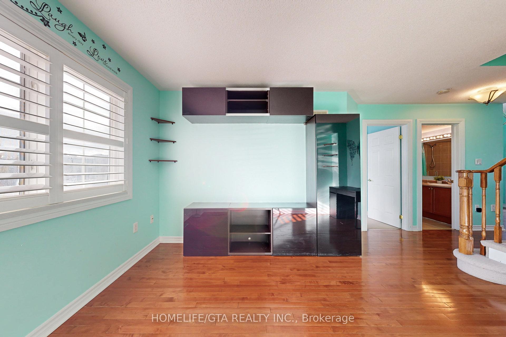 Photo 16 of 10 Wicker Park Way, Whitby, Pringle Creek — HOMEH