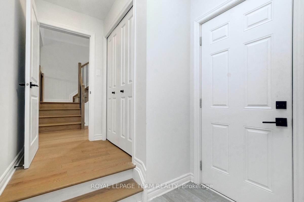Photo 11 of 1056 Eider Street, Ottawa, Riverside South/Gloucester Glen — HOMEH