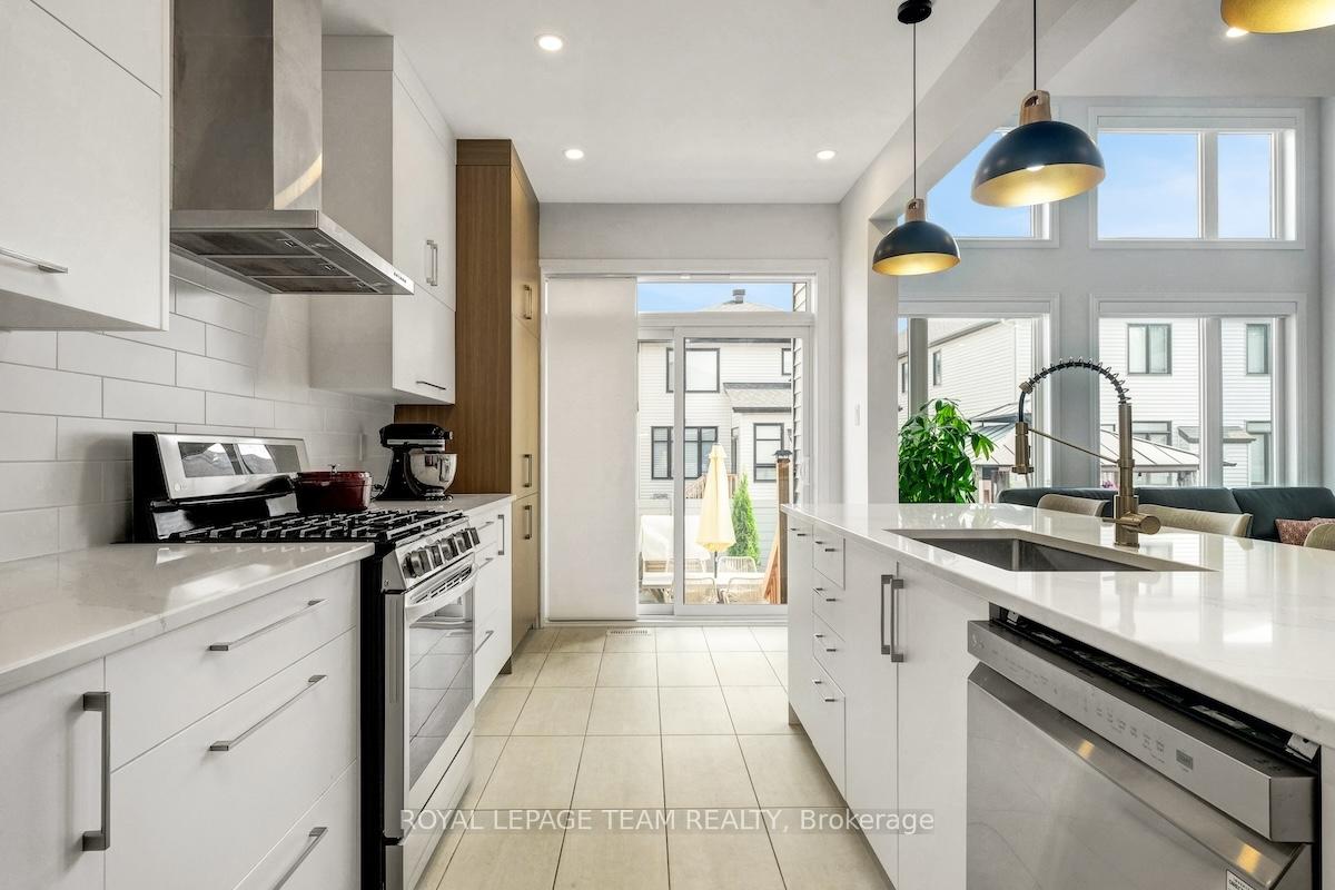 Photo 17 of 1056 Eider Street, Ottawa, Riverside South/Gloucester Glen — HOMEH