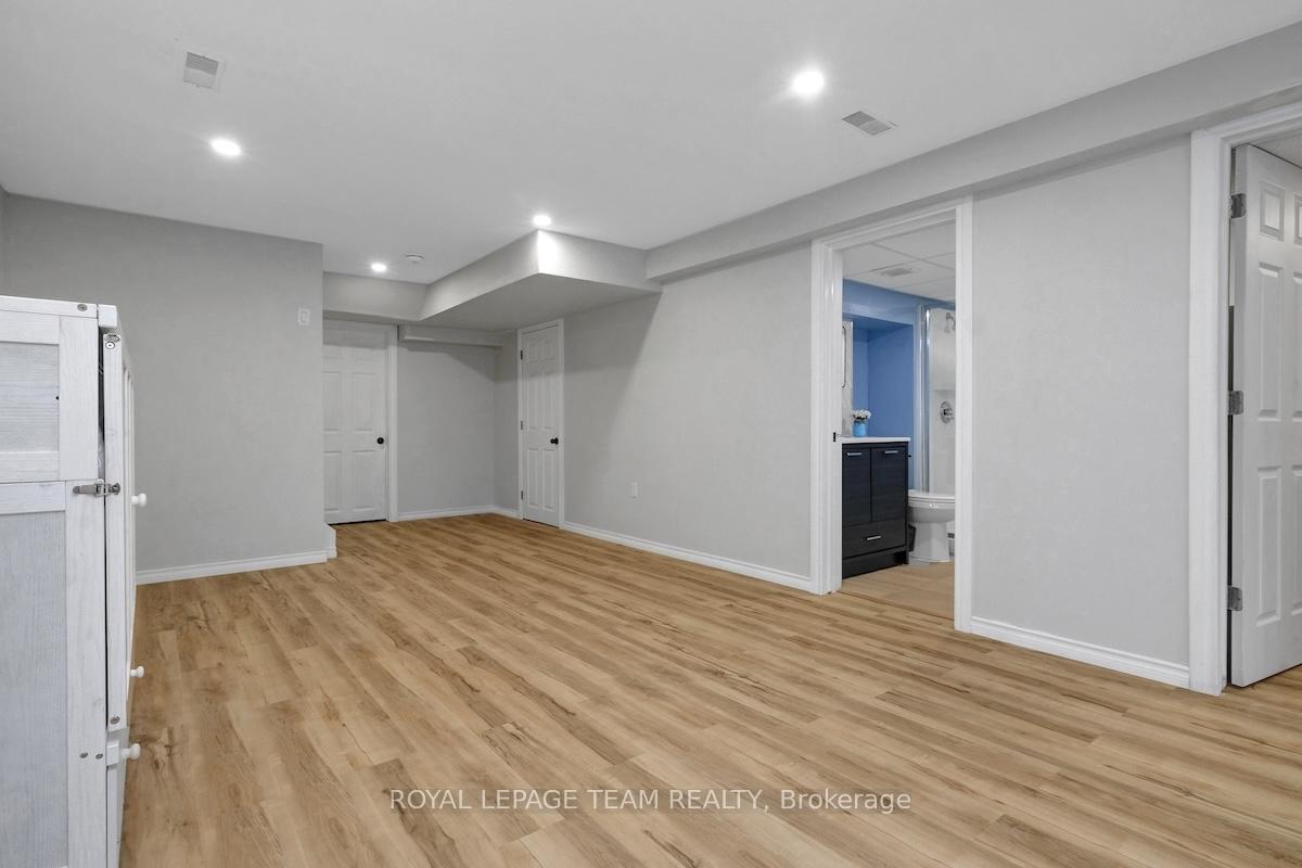 Photo 36 of 1056 Eider Street, Ottawa, Riverside South/Gloucester Glen — HOMEH