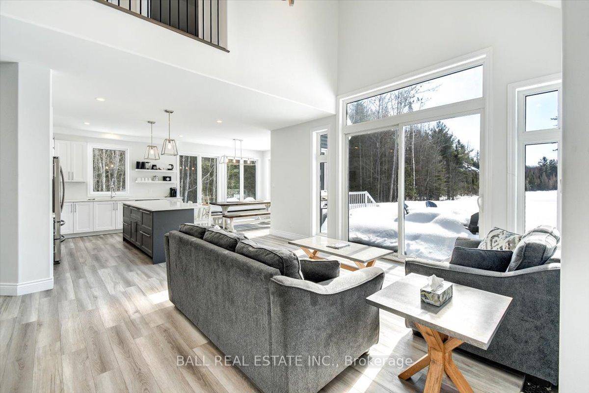 Photo 10 of 15 Vanluven Lane, Bancroft, Bancroft Ward — HOMEH
