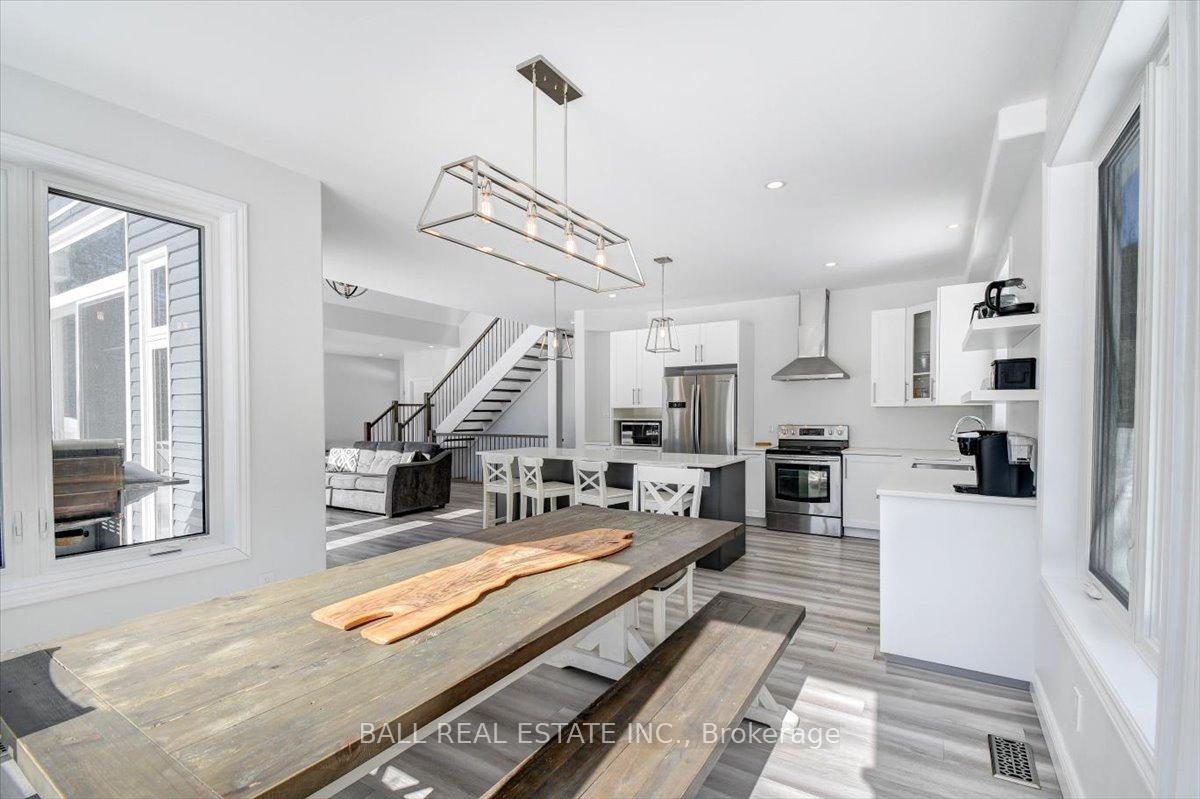 Photo 18 of 15 Vanluven Lane, Bancroft, Bancroft Ward — HOMEH
