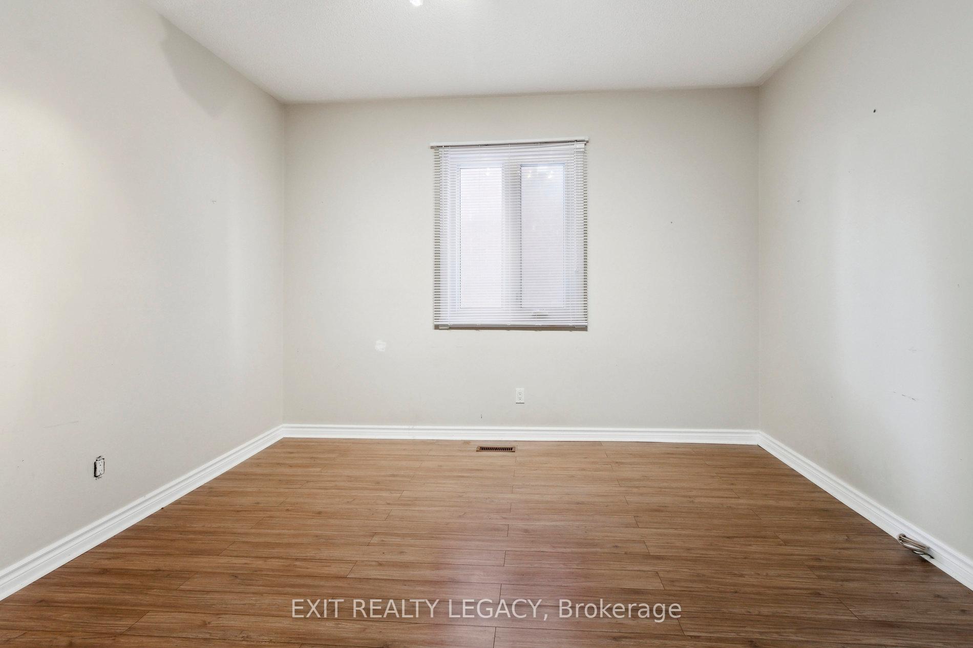Photo 16 of 122 Ventura Way, Vaughan, Beverley Glen — HOMEH