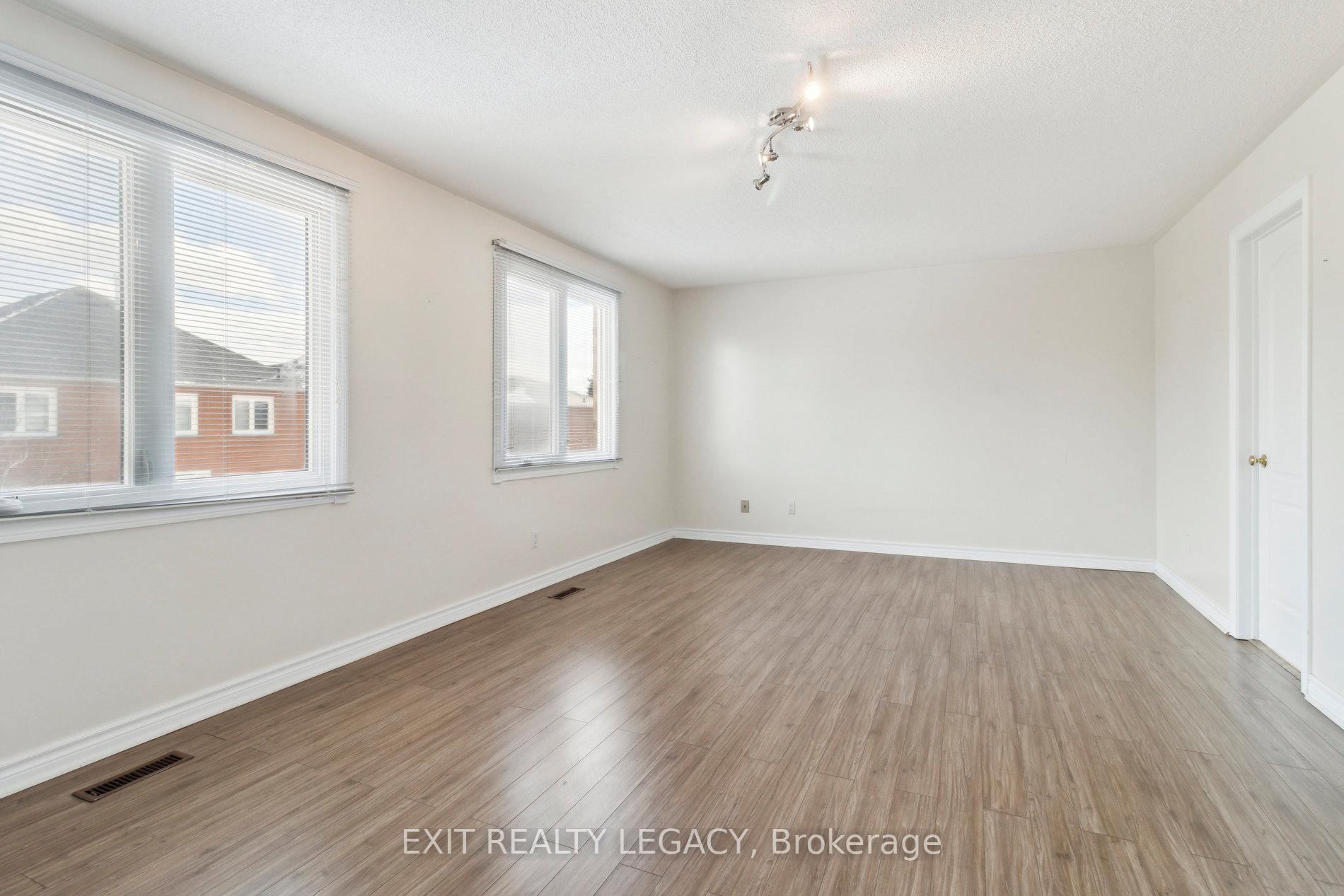 Photo 22 of 122 Ventura Way, Vaughan, Beverley Glen — HOMEH