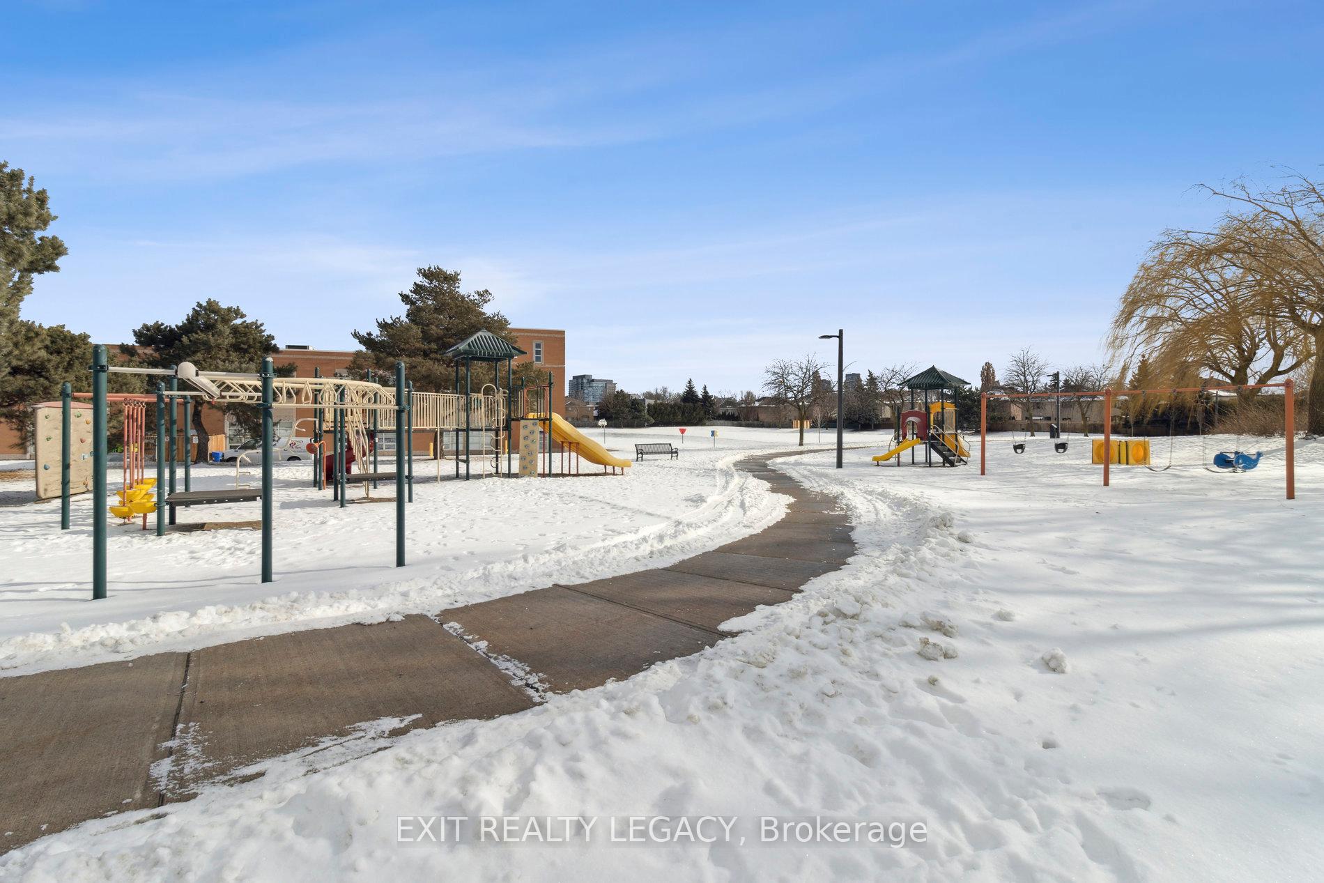 Photo 30 of 122 Ventura Way, Vaughan, Beverley Glen — HOMEH