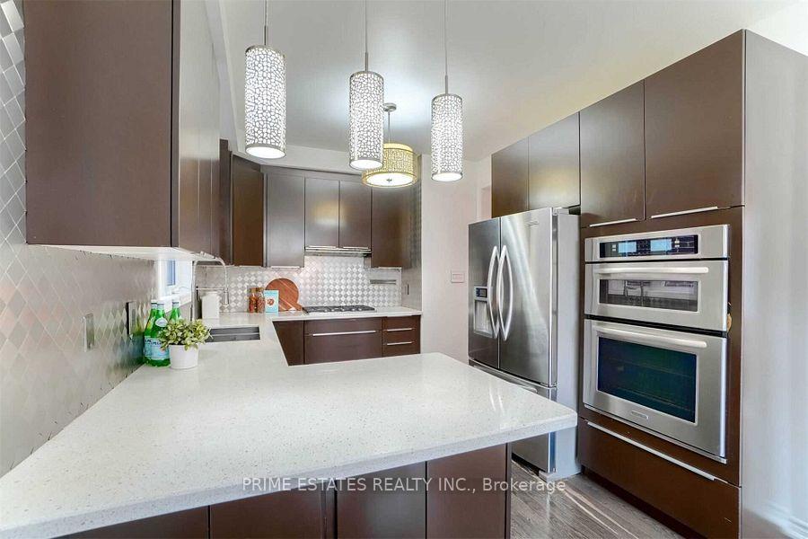 Photo 9 of 35 Oswell Drive, Ajax, Northeast Ajax — HOMEH