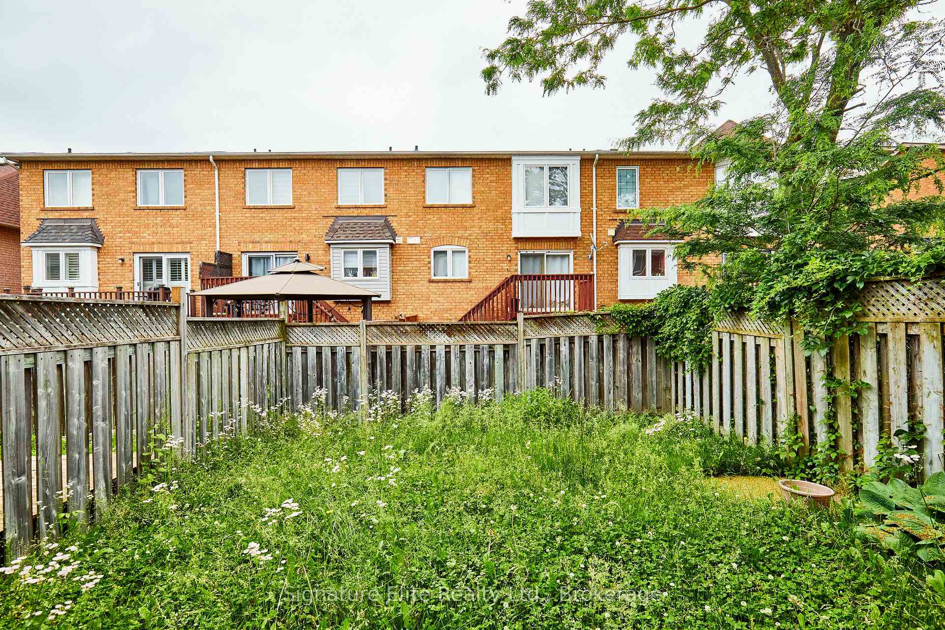 Photo 14 of 112 Stokely Crescent, Whitby, Downtown Whitby — HOMEH