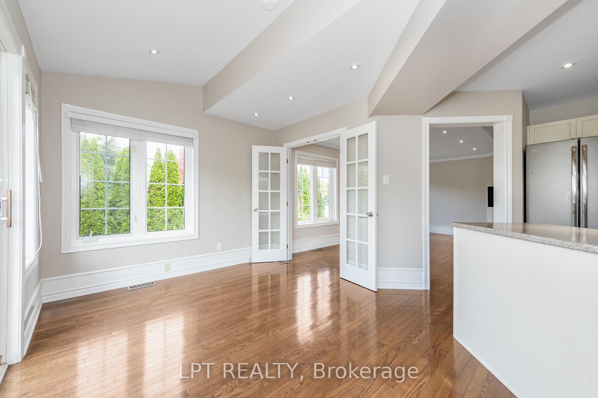 Photo 12 of 805 Schooner Crescent, Ottawa, Riverside South/Gloucester Glen — HOMEH
